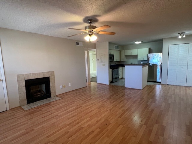 Building Photo - 465 Forestway Cir