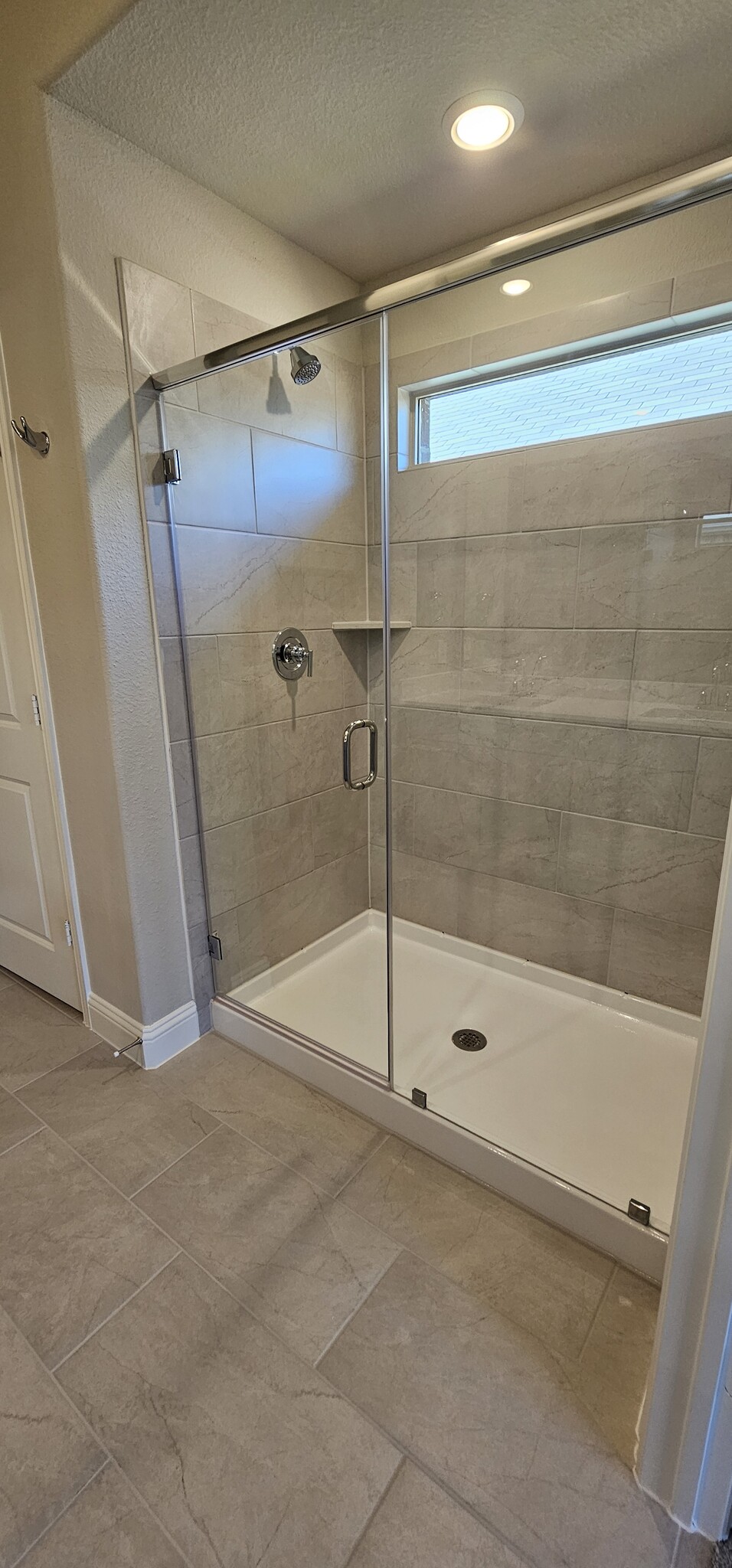 Master Bath - 812 Martell Rd