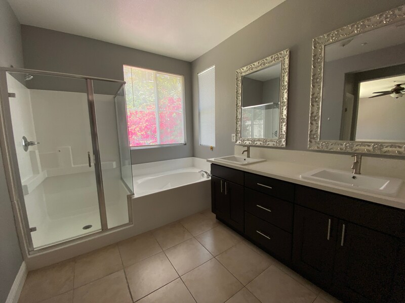 Building Photo - 11598 countryrise Ln