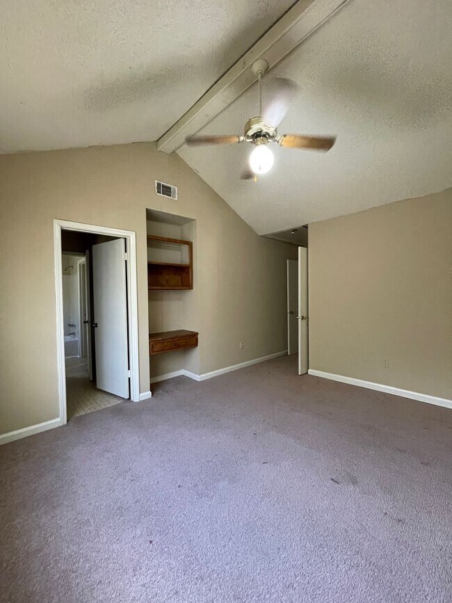 Building Photo - n44shen