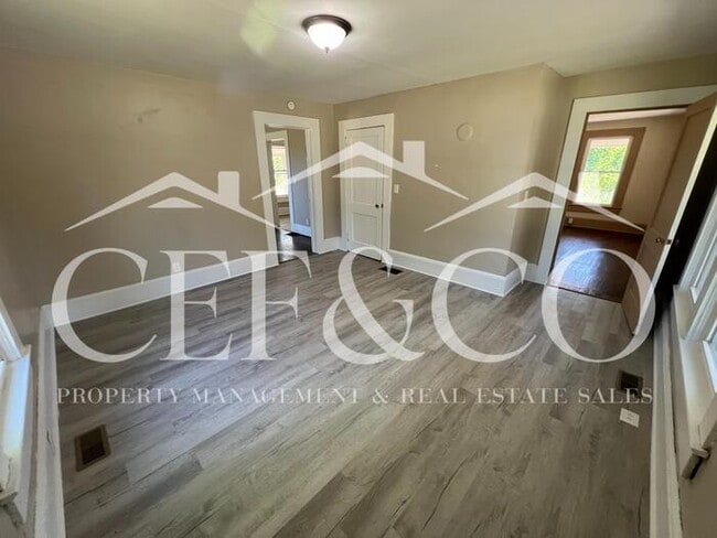 Building Photo - Secluded 2BR Retreat with Spacious Layout in Roebuck, SC!