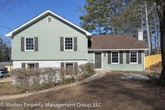 Building Photo - 1330 Hillcrest Dr