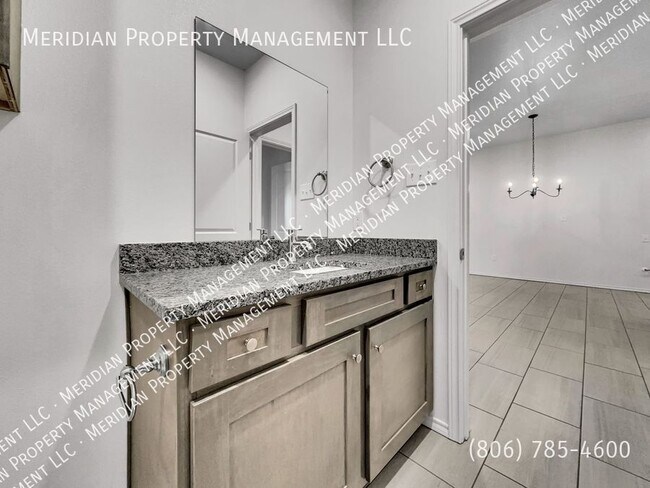 Building Photo - 5825 Urbana Pl