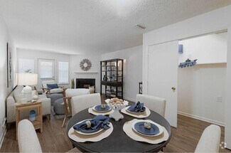 Lakeside 2BR/1.5 Bath TH - The Landings at Northcross