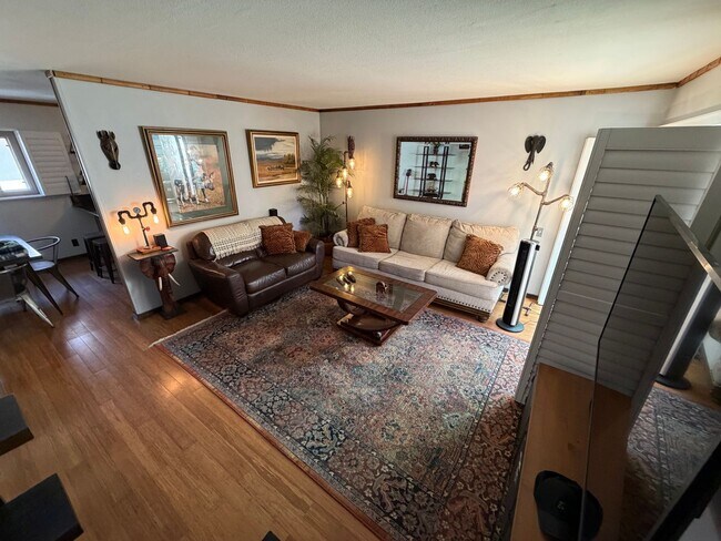 Building Photo - Fully Furnished Condo in the Heart of San Diego | 2 Parking Spaces, In-Unit Laundry, & Luxury Ame...