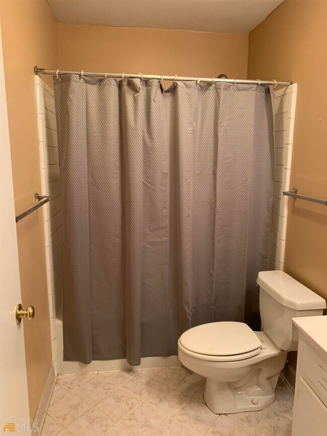 Building Photo - 757 Houston Mill Rd NE