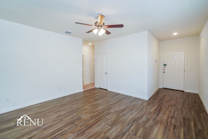 Building Photo - 5027 Firefly Hls