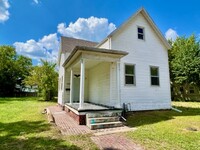 Building Photo - 1004 N 4th Ave