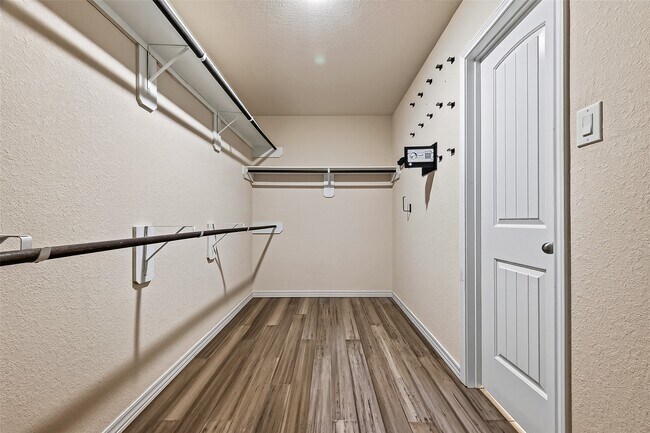 Building Photo - 4631 Stolz Trail