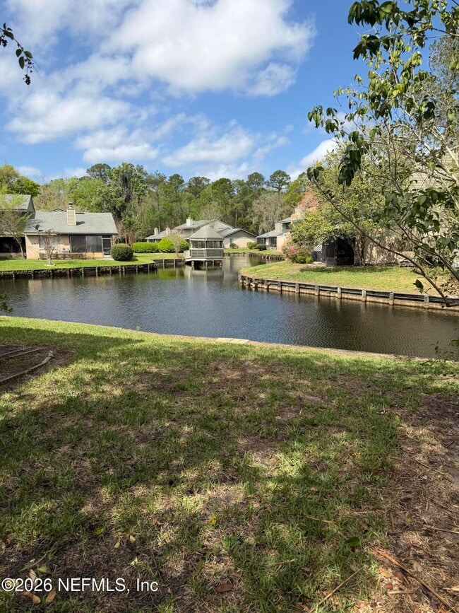 Building Photo - 7701 Baymeadows Cir W