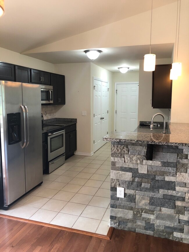 Building Photo - Hidden Haven