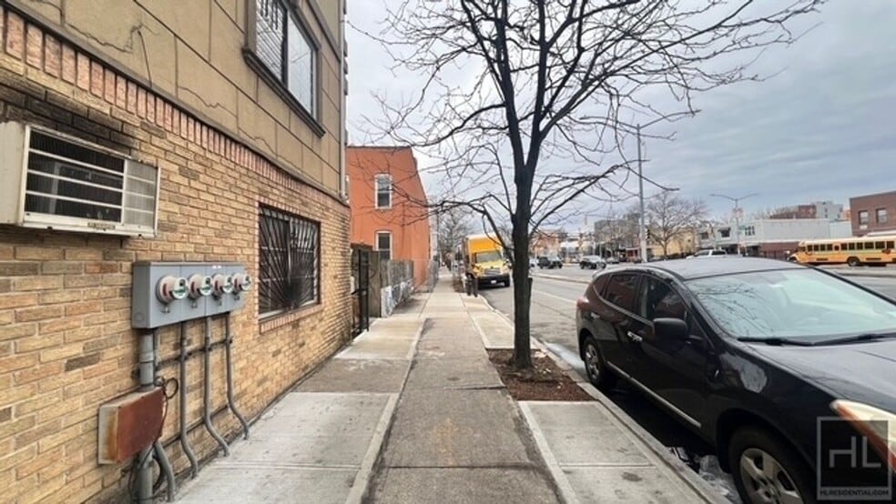 Building Photo - 1788 Linden Blvd