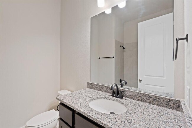 Building Photo - 10719 River Walk Dr