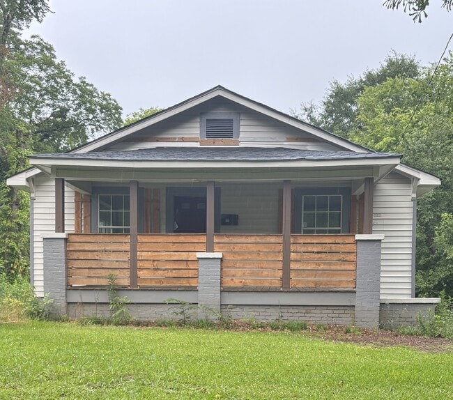 Primary Photo - 8211 5th Ave N