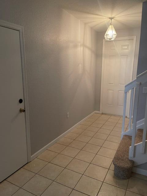 Building Photo - 2757 S Evergreen Cir