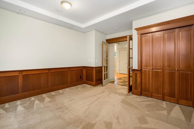 Building Photo - 23530 NE 13th Pl