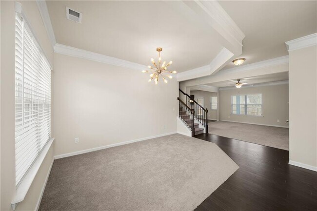 Building Photo - 5337 Burrus Ln