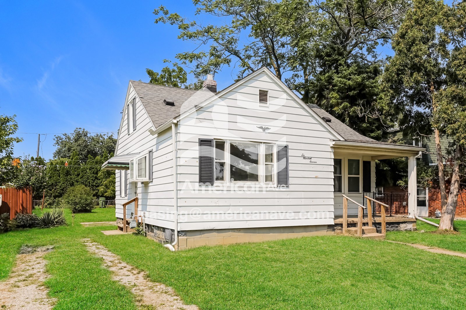 Building Photo - 611 W Wayne St