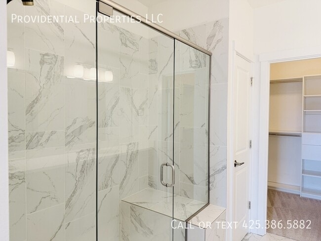 Building Photo - 14669 36th Ave NE