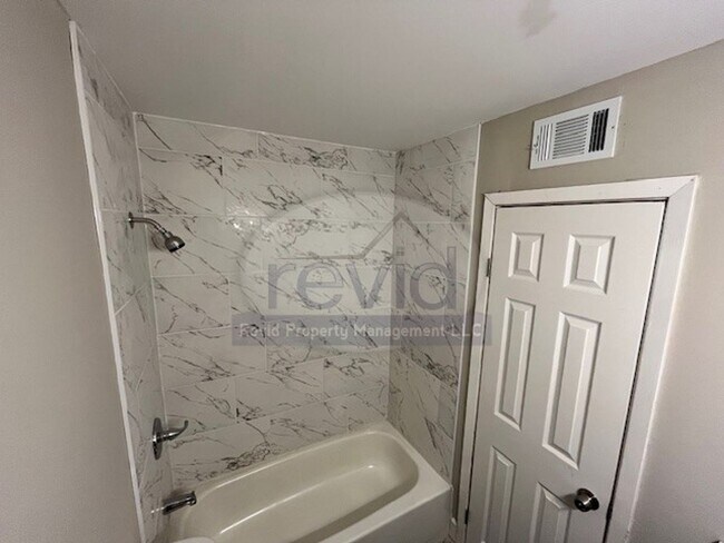 Building Photo - 4757 Northfield Cir