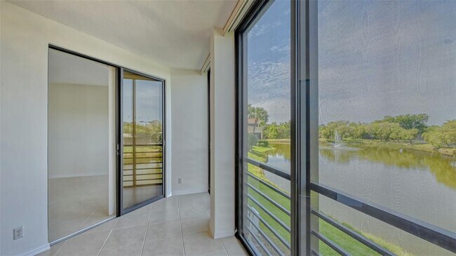 Building Photo - 5400 Eagles Point Cir
