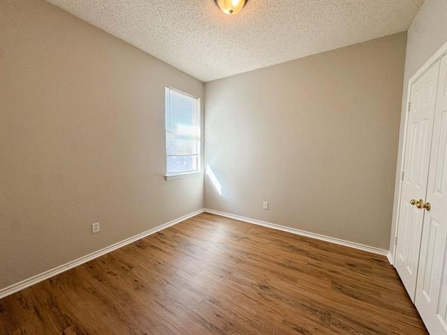 Building Photo - 325 Rock Hill Dr