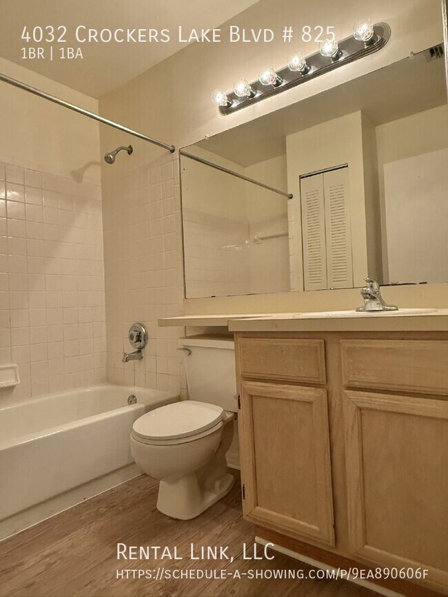 Building Photo - 4032 Crockers Lake Blvd