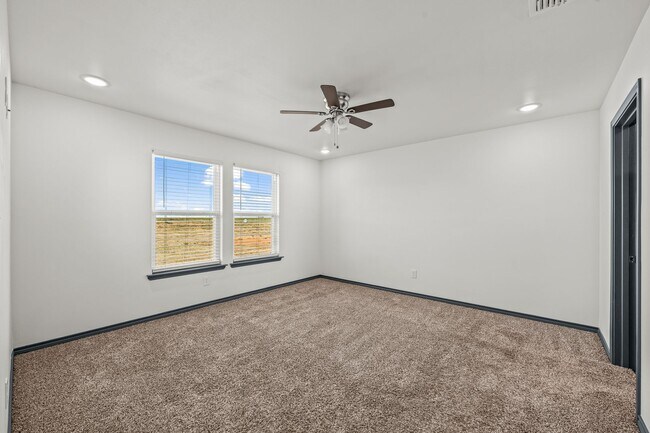 Building Photo - 8536 E County Rd 5500