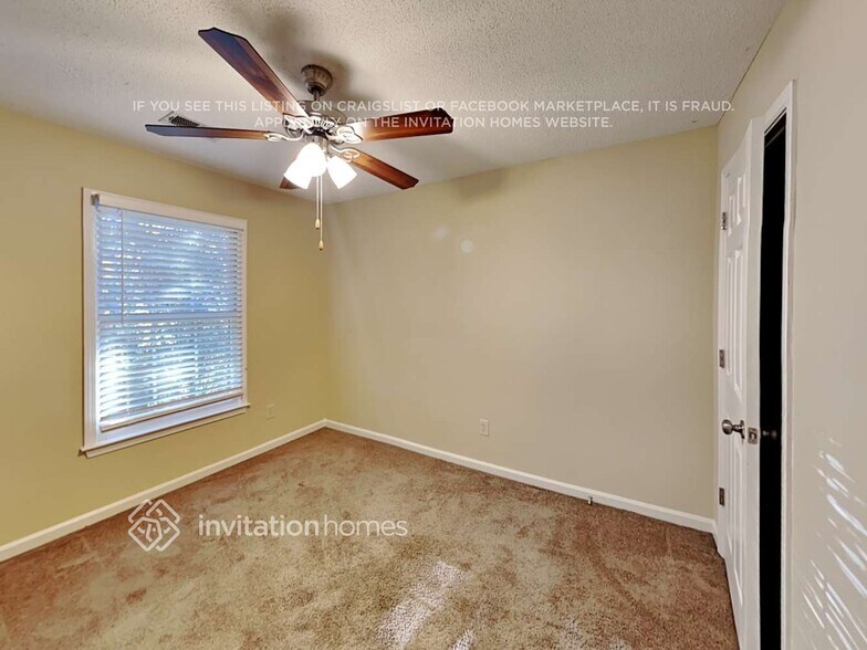 Building Photo - 2985 Binghampton Ln