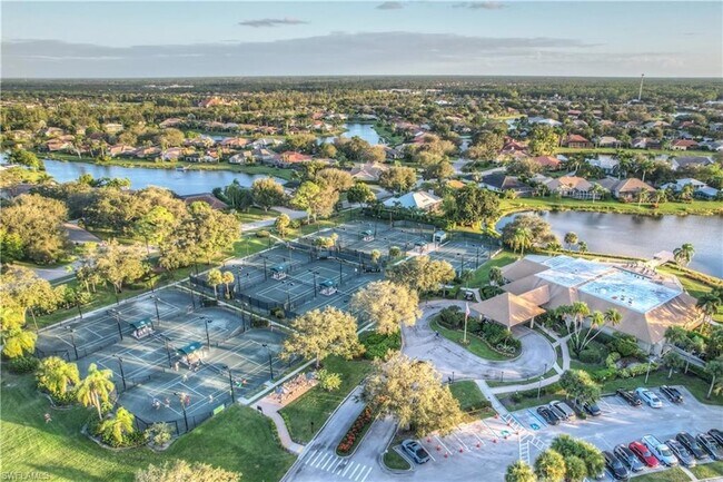 Building Photo - 10748 Fieldfair Dr