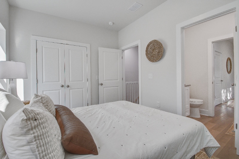 Building Photo - 5739 Murray Dr