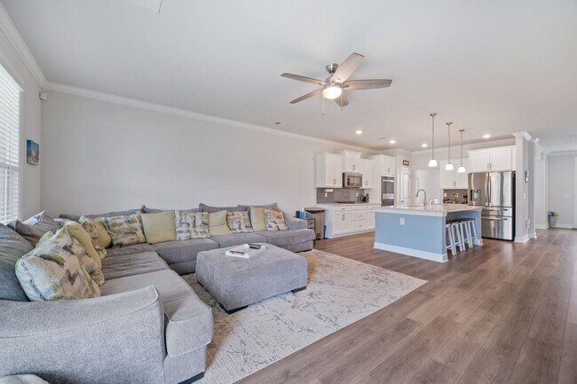 Building Photo - 1339 Bermuda Grass Dr