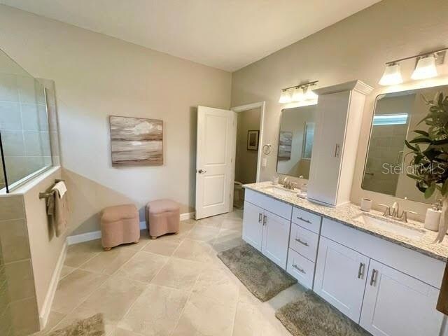 Building Photo - 1464 Saddlewood Cir