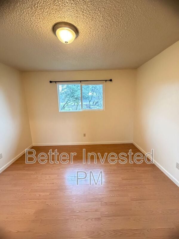 Building Photo - 175 Oak Manor Ct