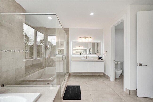 Building Photo - 10223 NW 75th Terrace