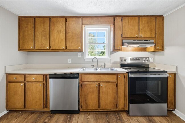 Building Photo - 2656 Jackson Trail Rd