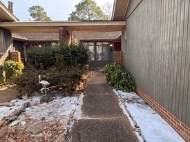 Building Photo - 8090 Terrapin Cove Rd