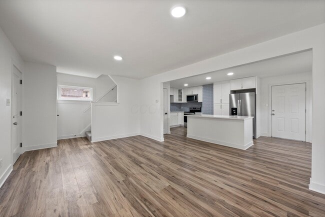 Building Photo - 2671 Whitehead Rd