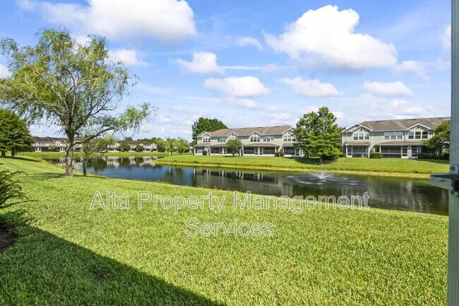 Building Photo - 6881 Woody Vine Dr