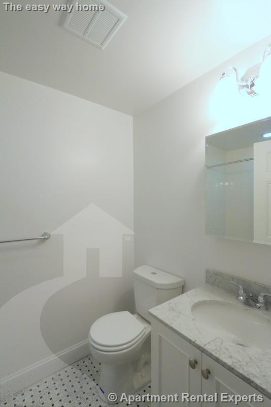 Building Photo - 55 Langdon St