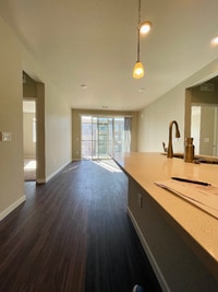 Building Photo - 420 E Fremont Pl