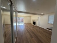 Building Photo - Newly Updated 3 Bedroom 2 Bath!
