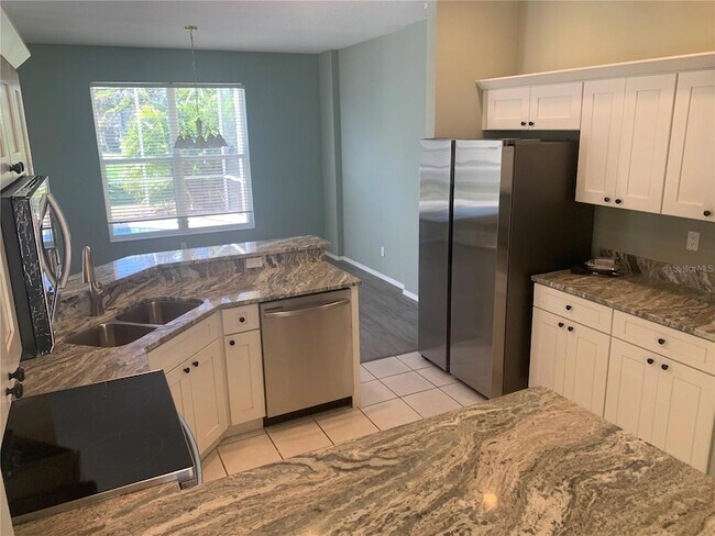 Building Photo - 210 41st St NE