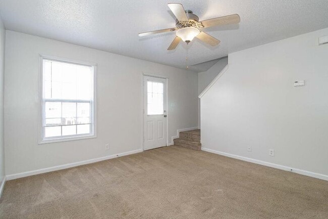 Building Photo - 299-E2 Raleigh Dr