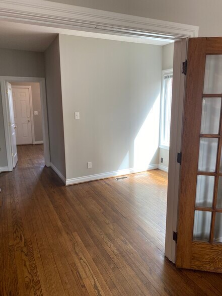 Building Photo - 1118 Maryland St