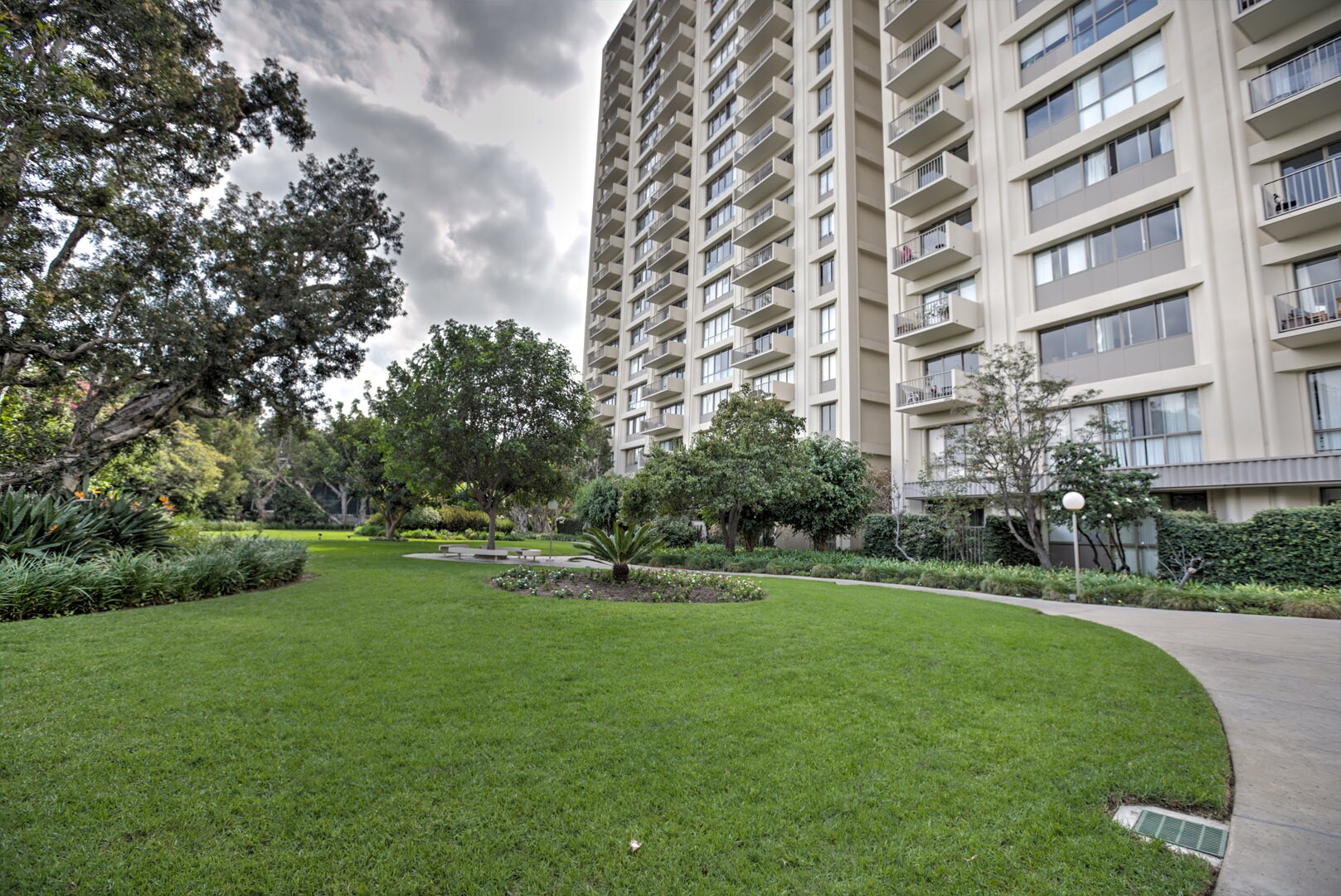 Building Photo - 2160 Century Park E