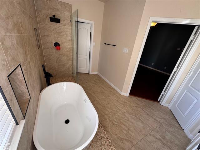 Building Photo - 3011 Clear Springs Dr