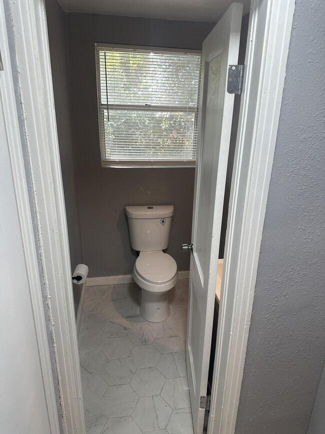 Building Photo - 3150 Belden Cir