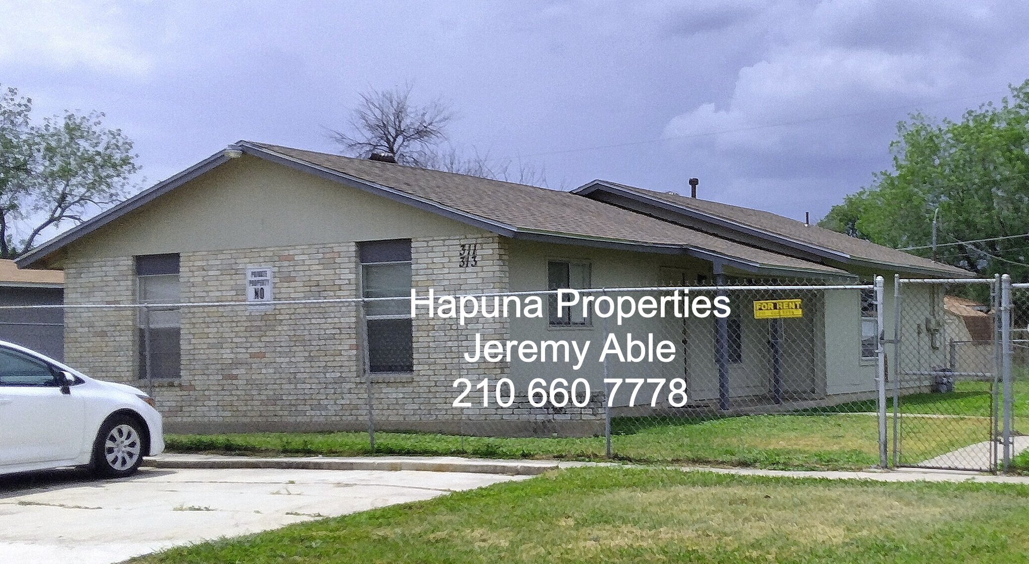 Building Photo - 313 Tarasco St