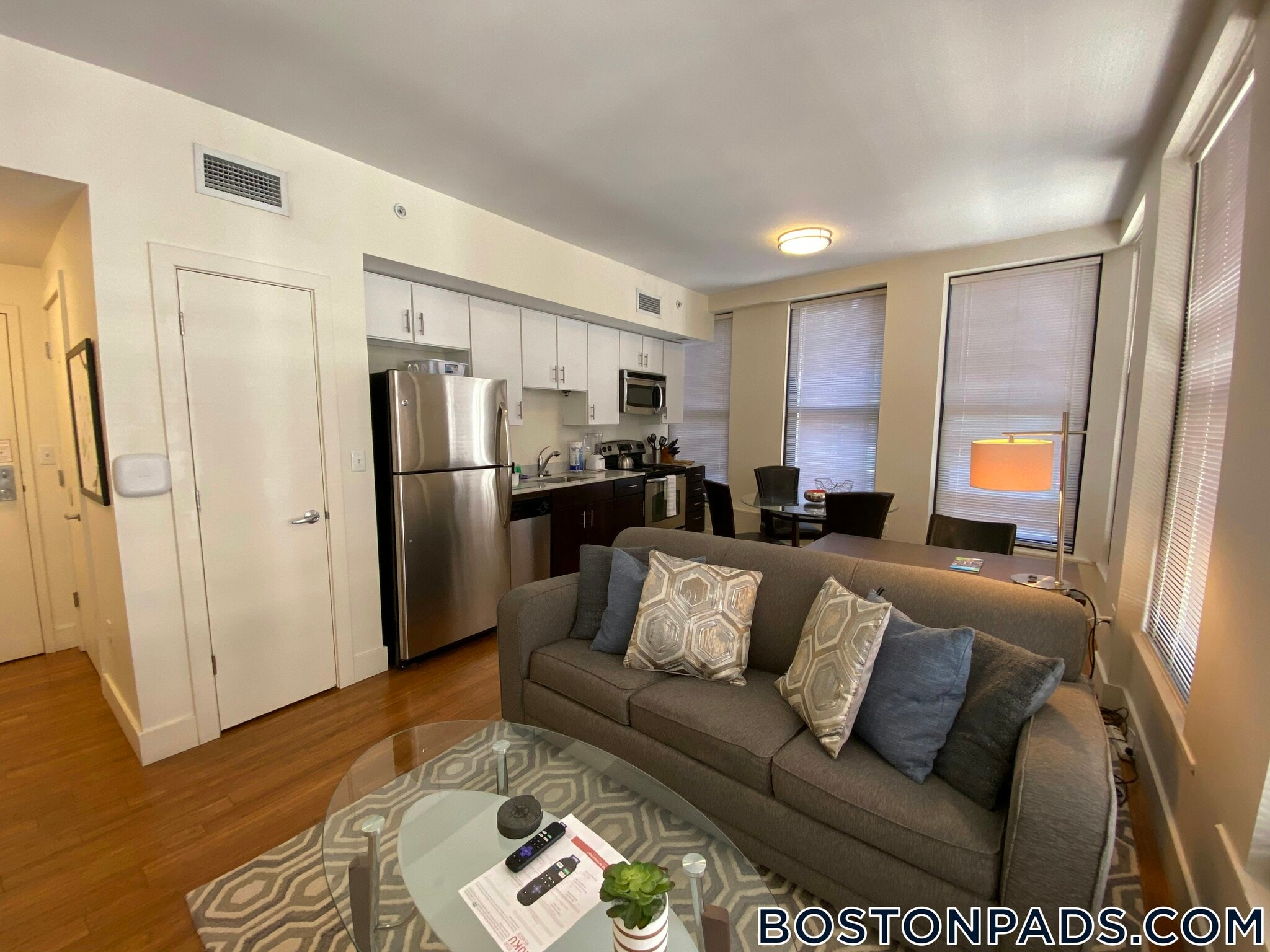 Building Photo - 8 Winter Pl